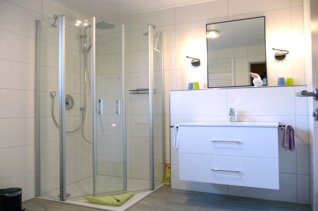 Ferienwohnungen Jytte Ferienwohnung 1 Das Badezimmer